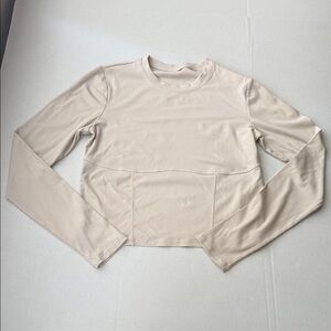 Vuori Women's Beige Long Sleeve Top